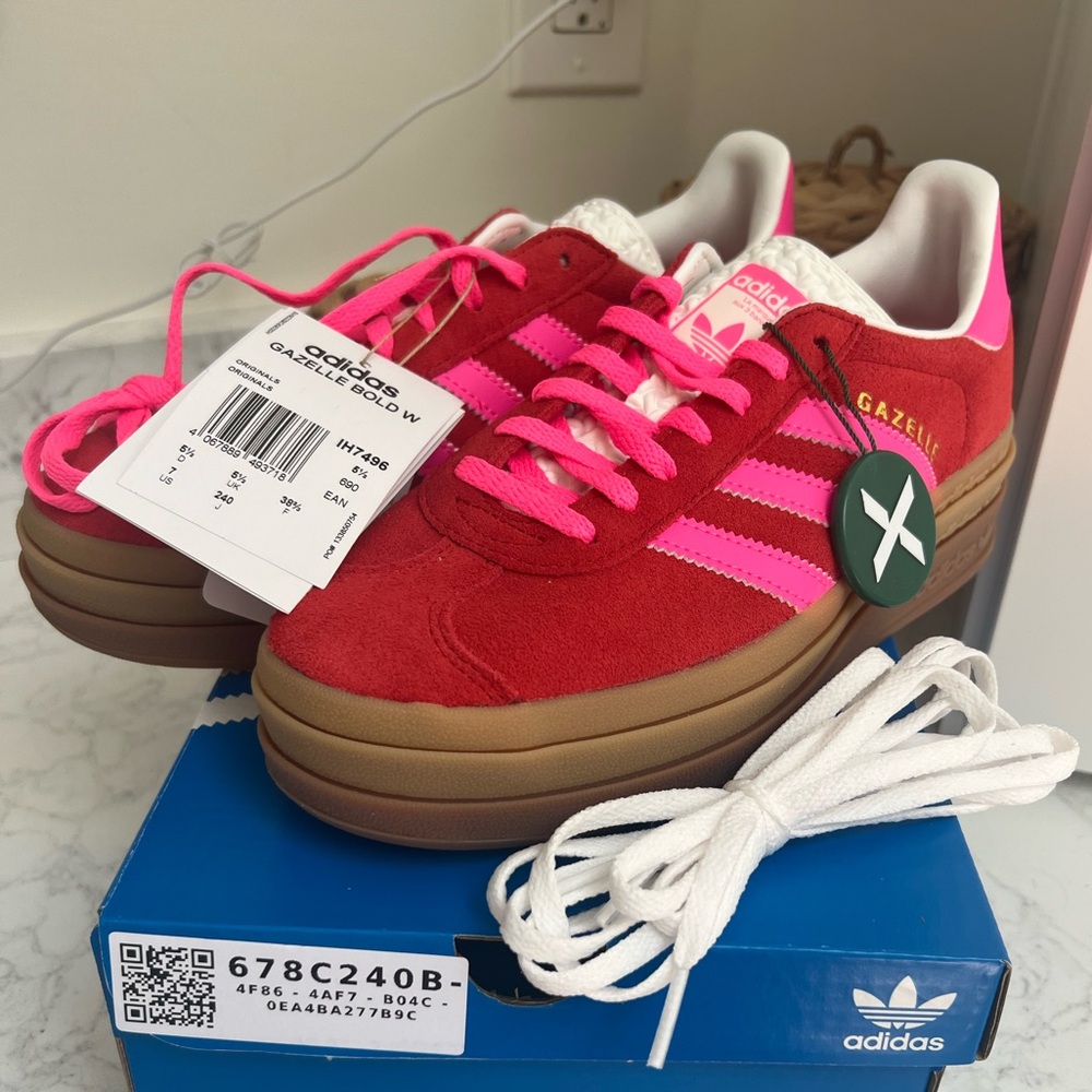 Adidas Gazelle Bold size 7